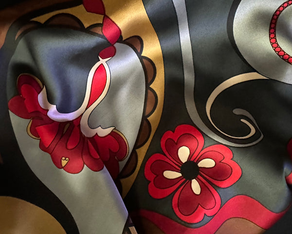 Riviera Note Song Satin Pleated Scrub Hat